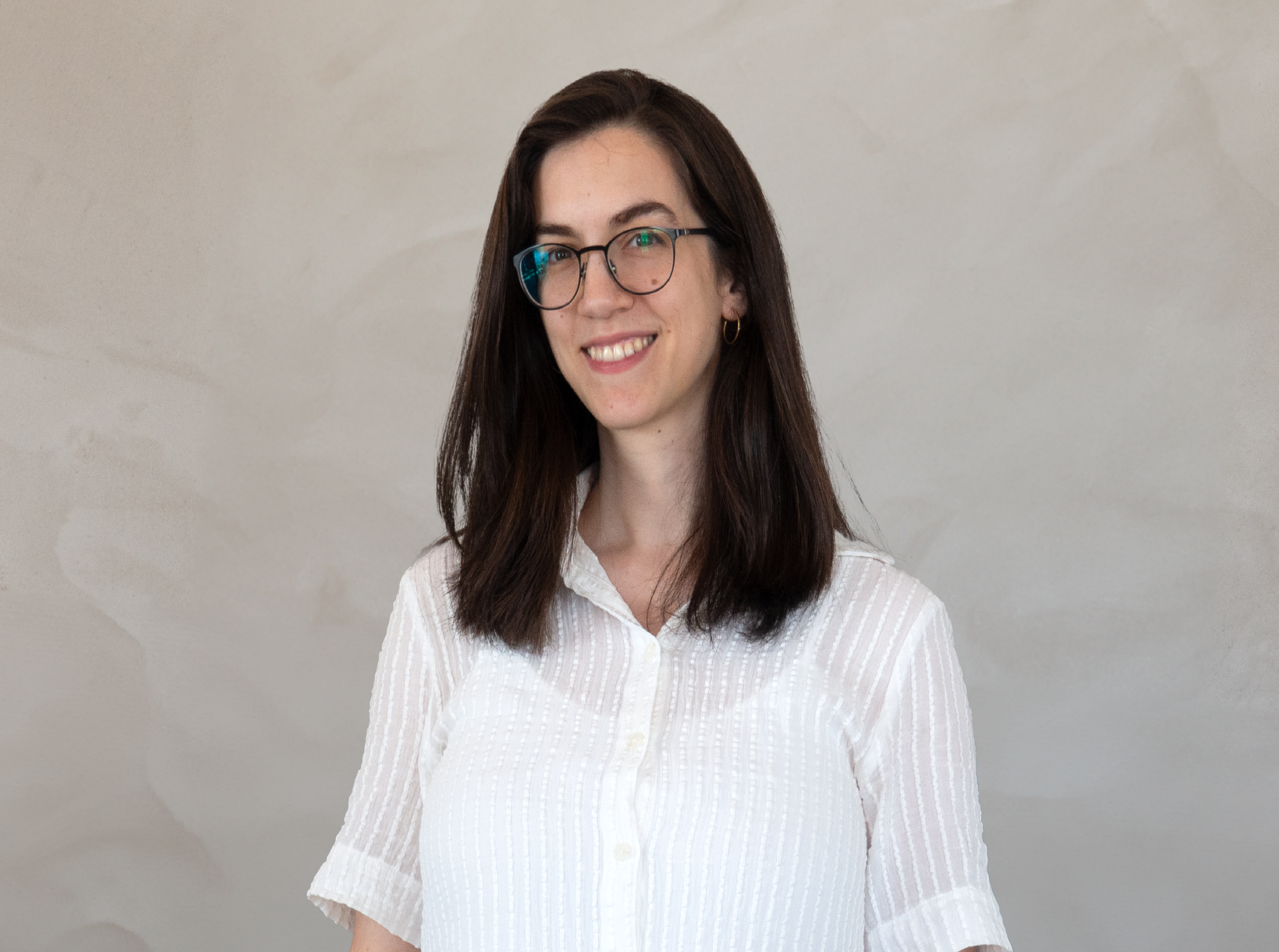 Carmel Graphic Designer at AI Recruitment